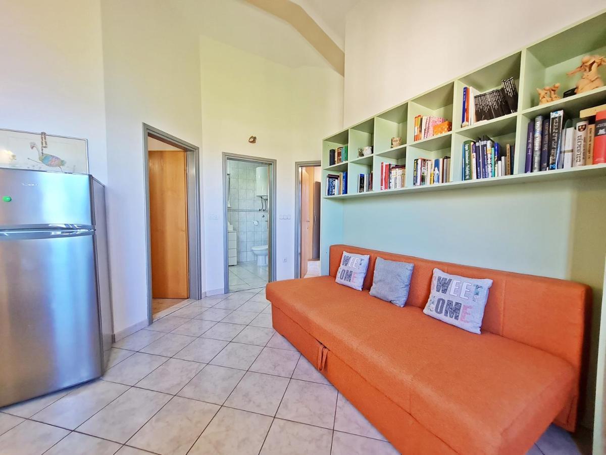 Apartment Ivana Borak Omiš Esterno foto