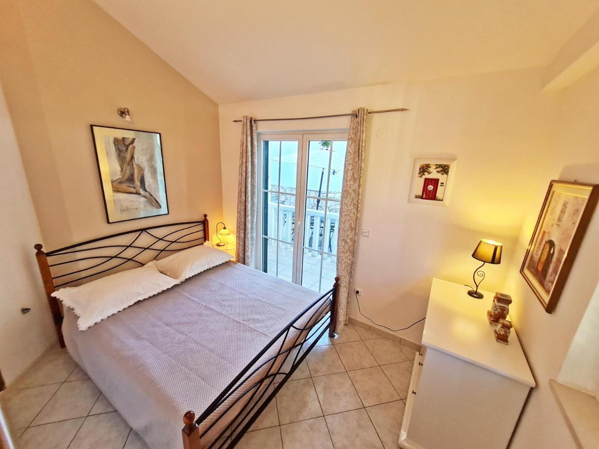 Apartment Ivana Borak Omiš Esterno foto